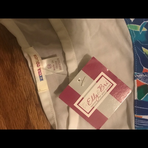 DRESS - Picture 2 of 3